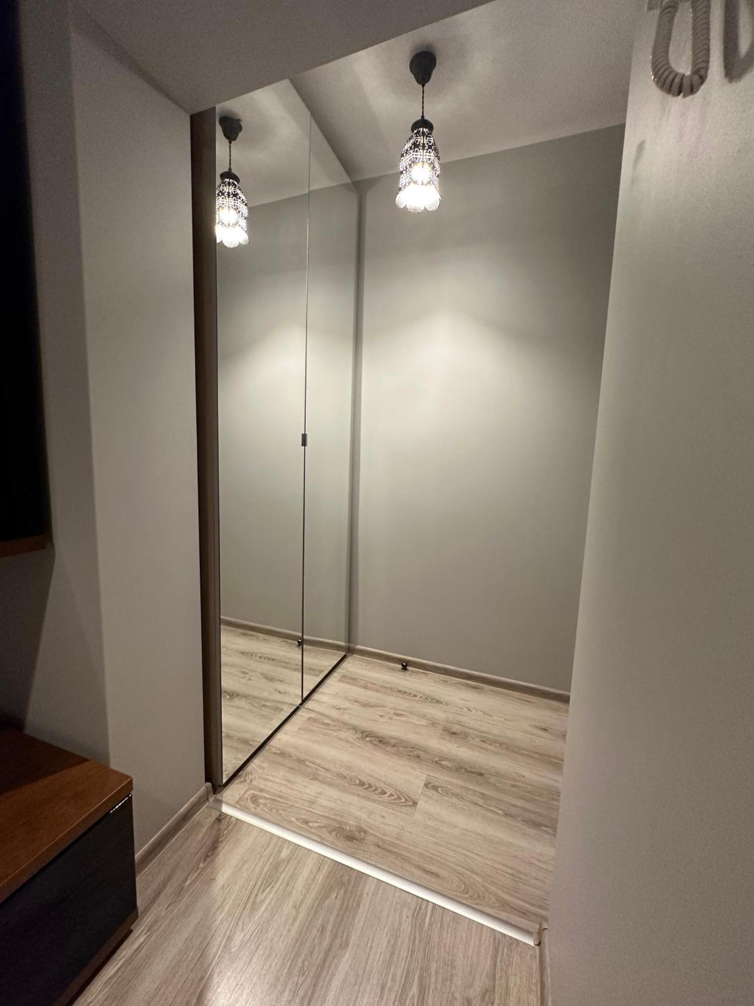 Apartament Przy Cieplickich Tezniach Jelenia Gora Exterior photo